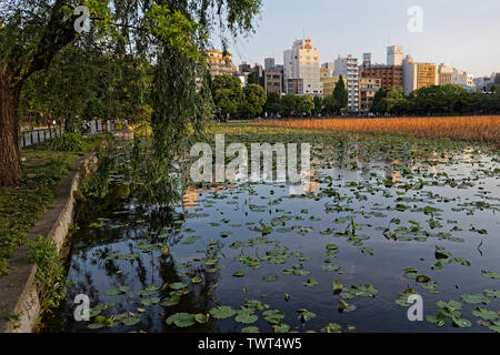 Parc Ueno, à l'origine partie de Temple Kaneiji, à Tokyo Banque D'Images