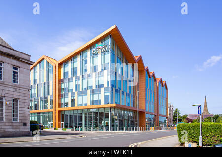 Conwy County Borough Council AC dans le centre-ville de Colwyn Bay Wales UK Banque D'Images