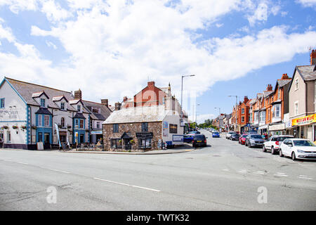 Boutiques en bord de route et l'hébergement à Rhos en Rhos-on-Sea Wales UK Banque D'Images