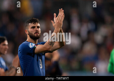 Patrick Cutrone (Italie) au cours de l'UEFA Euro 2019 en Italie 21 match du groupe A entre la Belgique 1-3 Italie à Citta del Tricolore Stadium à Reggio Emilia, Italie, le 22 juin 2019. Credit : Maurizio Borsari/AFLO/Alamy Live News Banque D'Images