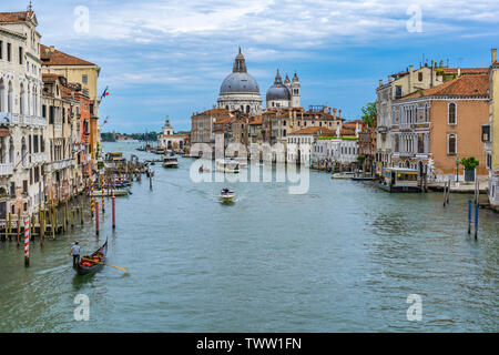 Venise, Italie - 26 MAI 2019 : voir à Venise, Italie. On estime que 25 millions de touristes visitent chaque année Venise. Banque D'Images