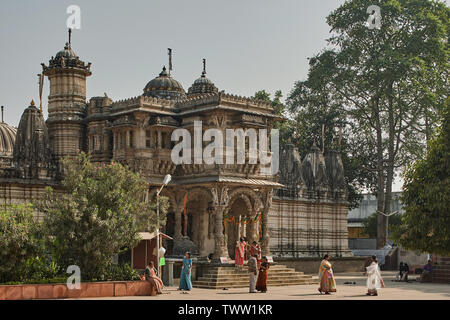 16-Dec-2007 Hutheesing Jain temple à Ahmedabad au Gujarat, en Inde. Il a été construit en 1848.[ Banque D'Images