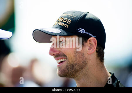 23 juin 2019, l'Automobile du Circuit Paul Ricard, Le Castellet, Marseille, France ; FIA Formula 1 Grand Prix de France, la Journée de la course, Romain Grosjean de l'arrivée de l'équipe de Haas pour le circuit Paul Ricard, Pablo Guillen/Alamy Banque D'Images