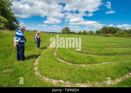 Le mizmaze zim zim (labyrinthe, labyrinthe), un labyrinthe de territoire historique, sur le haut de St Catherines Hill dans le parc national des South Downs, Hampshire, Royaume-Uni Banque D'Images