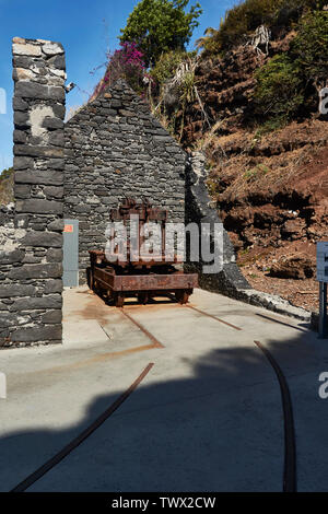 Demeure historique de Cais do Carvão bunker de charbon le long de la Front Mar à Funchal, Madère, Portugal, Union européenne Banque D'Images