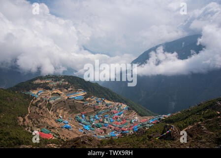 Ville clé Namche Bazar au Népal Himalaya sur la piste vers l'Everest Banque D'Images