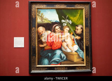 Londres 12 mai 2019 : La National Gallery à Trafalgar Square : Lorenzo Lotto La Vierge et l'enfant avec les saints. Banque D'Images