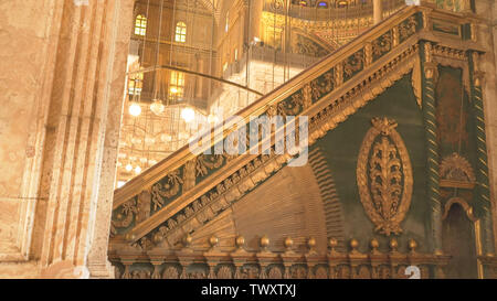 Le Caire, Egypte- septembre, 26, 2016 intérieur de la mosquée d'albâtre au Caire Banque D'Images