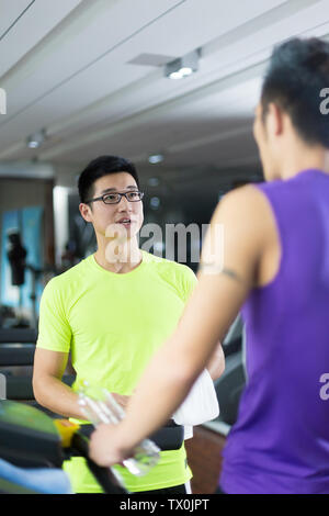 Young Asian people sport moderne Banque D'Images