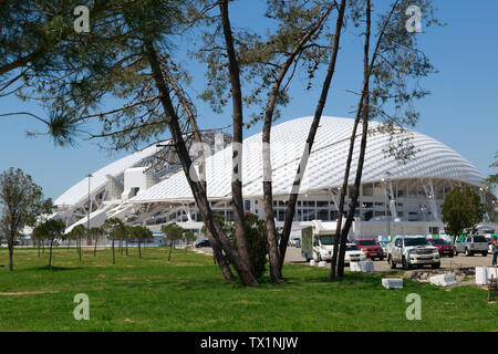 Sotchi, région de Krasnodar, Russie, 01 mai 2017 : Stade olympique Fisht. Vue sur le parking Banque D'Images