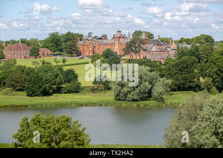 Framlingham College School et la simple lake, Framingham, Suffolk, Angleterre, RU Banque D'Images
