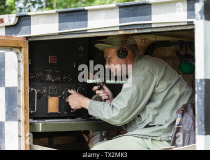 L'opérateur radio, Barnard Castle, 1940 Week-end 2019. Banque D'Images