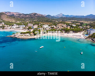 Espagne, Malaga, Costa de la Calma, vue aérienne sur Peguera avec hôtels et plages Banque D'Images