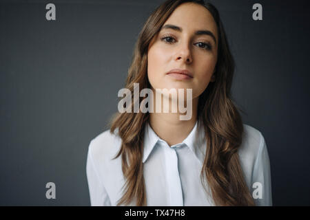 Portrait of young businesswoman Banque D'Images