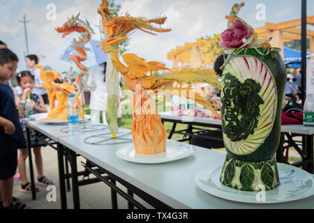 23 septembre 2018 Cérémonie d'ouverture de la première fête des récoltes des agriculteurs chinois Lianxi Conference Hall, comté de Wengyuan, Shaoguan City Banque D'Images