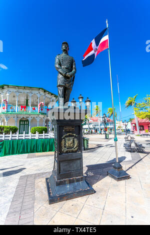 République dominicaine, Puerto Plata, Independence Square, Statue du général Gregorio Luperon Banque D'Images