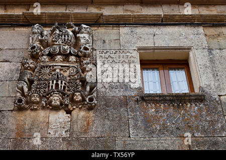 Blasón. Pesquera de Ebro. Cañón del Ebro. BURGOS. CASTILLA Y LEÓN. ESPAÑA Banque D'Images