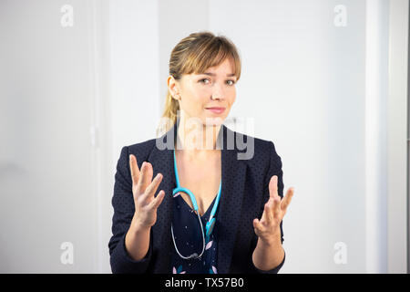 Une femme médecin Banque D'Images