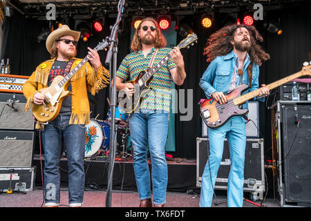 Die kanadische Rock The Sheepdogs vivre beim Orange Blossom Festival spécial, Beverungen, Ostwestfalen, Deutschland | groupe rock canadien Le Sh Banque D'Images