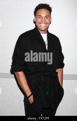 Burbank, CA. 22 Juin, 2019. Adain Bradley présents pour BOLD ET LE MAGNIFIQUE Déjeuner Fan Club, le Marriott Burbank Convention Center, Burbank, Ca, le 22 juin 2019. Credit : Priscilla Grant/Everett Collection/Alamy Live News Banque D'Images