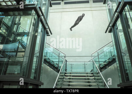 Sculpture,statue,filtre,PAR,Antony,Anthony,Gormley,Manchester Art Gallery,Manchester,nord,nord,nord ouest,ville,Angleterre,UK,GB,la,anglais, Banque D'Images