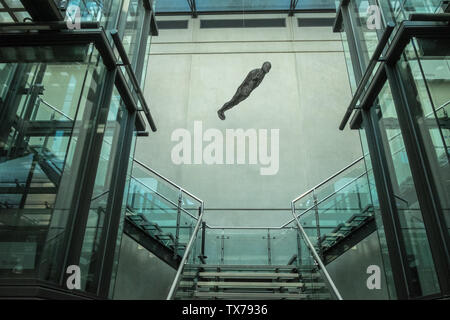 Sculpture,statue,filtre,PAR,Antony,Anthony,Gormley,Manchester Art Gallery,Manchester,nord,nord,nord ouest,ville,Angleterre,UK,GB,la,anglais, Banque D'Images