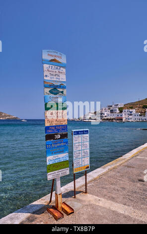 Port de Panormos. Tinos, Grèce. Banque D'Images