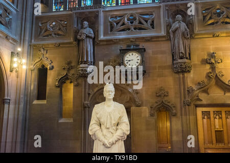 Statue,de,Enriqueta Rylands,qui,fondée,la bibliothèque John Rylands de Manchester,nord,nord,nord,ouest,ville,Angleterre,English,GB,UK,Bretagne,British, Banque D'Images