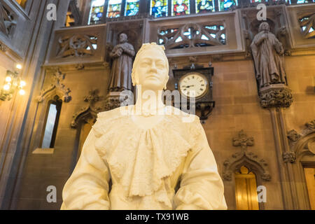 Statue,de,Enriqueta Rylands,qui,fondée,la bibliothèque John Rylands de Manchester,nord,nord,nord,ouest,ville,Angleterre,English,GB,UK,Bretagne,British, Banque D'Images