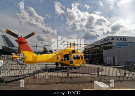 L'espace de Paris-Le Bourget, France. 23 Juin, 2019. Affichage de l'Airbus Helicopters H175 au dernier jour de la 53e International Paris Air Show, France. Banque D'Images