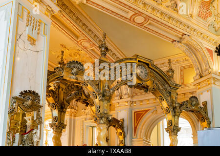 Budapest, NOV 9 : Vue de l'intérieur du célèbre New York Palace Café le Nov 9, 2018 Budapest, Hongrie Banque D'Images