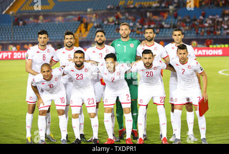 Suez, Egypte. 24 Juin, 2019. Les joueurs de la Tunisie jusqu'en avant de la ligne 2019 de la coupe d'Afrique des Nations groupe e match entre la Tunisie et l'Angola à Suez, Egypte, le 24 juin 2019. Le match s'est terminé par un nul 1-1. Credit : Ahmed Gomaa/Xinhua/Alamy Live News Banque D'Images