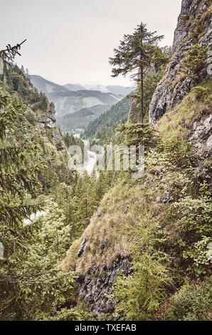 Retro photo aux couleurs d'un paysage de montagnes Mala Fatra, en Slovaquie. Banque D'Images