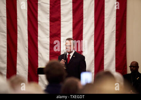 Candidat au Sénat républicain Roy Moore parle pendant un événement de campagne le 11 décembre 2017 à Midland City, Alabama. Moore fait face off contre le démocrate Doug Jones dans l'élection mardi spécial du Sénat. Photo par Cameron Carnes/UPI Banque D'Images