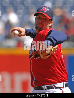 Le lanceur partant des Atlanta Braves Kyle Davies met à la une visite à New York Mets en première manche à Turner Field à Atlanta, le 8 avril 2007. Les Braves défait les mets 3-2. (Photo d'UPI/John Dickerson) Banque D'Images
