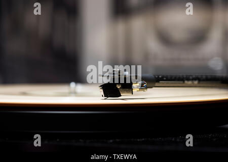 La lecture de la platine d'enregistrement de couleur. Banque D'Images