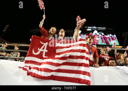 Alabama fans cheer au cours du deuxième trimestre de la BCS National Championship contre Notre Dame à Miami le 7 janvier 2013. UPI/Marc Serota Banque D'Images