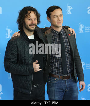 Ram Bergmann (L) et Joseph Gordon-Levitt arrivent à l'appel de la photo pour le film 'Dsur Jon's Addiction' au cours de la 63e Berlinale à Berlin le 8 février 2013. UPI/David Silpa Banque D'Images