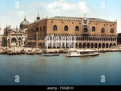 Vue sur le palais des Doges à Venise en Italie. Couleur 1890 Photochrom Banque D'Images