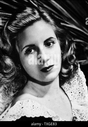 Portrait photographique de Eva Peron (1919-1952) deuxième épouse du Président Argentin Juan Peron (1895-1974) et a été la première dame de l'Argentine. Datée 1920 Banque D'Images