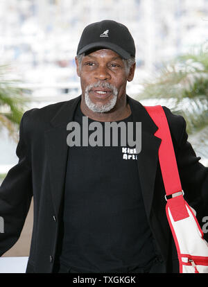 Danny Glover arrive au photocall de son nouveau film 'Manderlay' à la 58e festival de Cannes le 16 avril 2005. (Photo d'UPI/Hugo Philpott) Banque D'Images