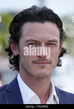 Luke Evans arrive à un photocall pour le film 'Tamara Drewe' au 63e congrès annuel international du Film de Cannes à Cannes, France le 18 mai 2010. UPI/David Silpa Banque D'Images