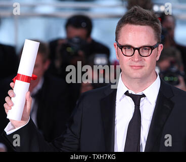 Nicolas Winding Refn arrive à la bourse photocall après avoir reçu le prix "Meilleur Réalisateur" pour le film 'DRIVE' lors de la 64e assemblée annuelle du Festival International du Film de Cannes à Cannes, France le 22 mai 2011. UPI/David Silpa Banque D'Images