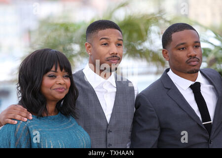 Octavia Spencer (L), Michael B. Jordan (C) et Ryan Coogler arrivent à un photocall pour le film "Fruitvale Station' lors de la 66e Festival annuel International du Film de Cannes à Cannes, France le 16 mai 2013. UPI/David Silpa Banque D'Images