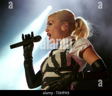 Gwen Stefani débute son 'Sweet Escape Tour' avec une efficacité au Coors Amphitheatre, à Chula Vista, Californie le 22 avril 2007. (Photo d'UPI/Roger Williams) Banque D'Images