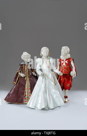 Mannequins enfants portant des costumes de papier par Isabelle de Borchgrave Banque D'Images