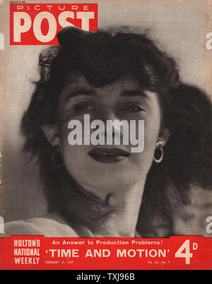 1947 Photo Post magazine front page montrant lady avec boucles Banque D'Images