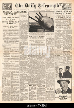 1942 front page Daily Telegraph cuirassé italien torpillé et canots de fret navire SS mitraillés Kwangtung et éperonné par sous-marin japonais I56 Banque D'Images