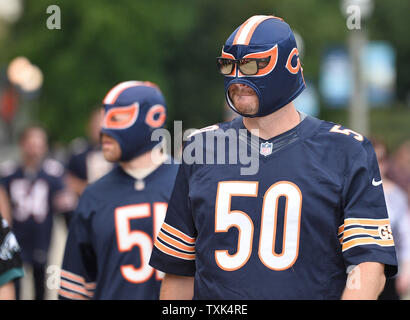 La tête des fans aux portes avant l'ouverture à domicile contre les Philadelphia Eagles à Soldier Field, à Chicago le 19 septembre 2016. Photo de Brian Kersey/UPI Banque D'Images