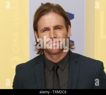 Canaan Smith arrive à la Country Music Awards 2016 chez Bridgestone Arena de Nashville, Tennessee, le 2 novembre 2016. Photo de John Sommers II/UPI Banque D'Images